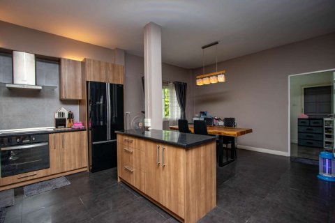 Дом в Чиангмае, Таиланд с 3 спальнями  № 160040 - фото 9