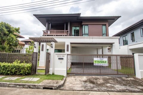 Дом в Чиангмае, Таиланд с 3 спальнями  № 160038