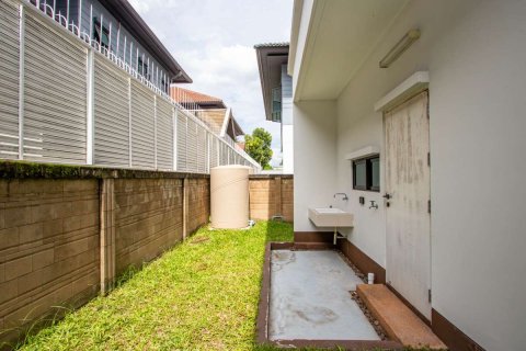 House in Chiang Mai, Thailand 3 bedrooms № 160038 - photo 16