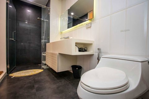 Condo à Chiang Mai, Thaïlande, 1 chambre  № 160042 - photo 7