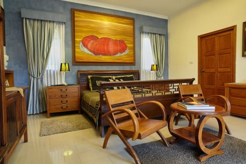Villa in Pattaya, Thailand 5 bedrooms № 169324 - photo 29