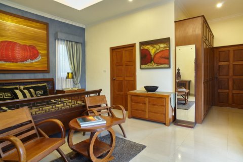 Villa in Pattaya, Thailand 5 bedrooms № 169324 - photo 27