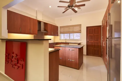 Villa in Pattaya, Thailand 5 bedrooms № 169324 - photo 22