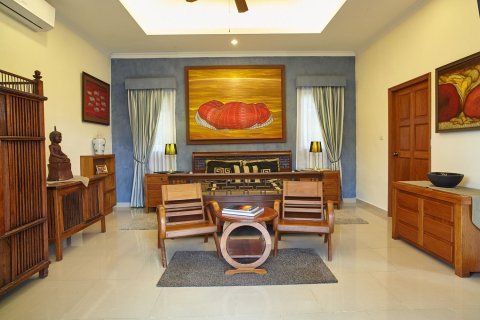 Villa in Pattaya, Thailand 5 bedrooms № 169324 - photo 26