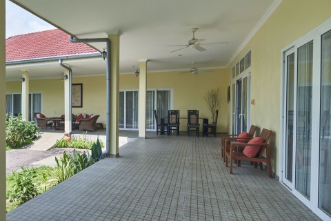 Villa in Pattaya, Thailand 5 bedrooms № 169324 - photo 14