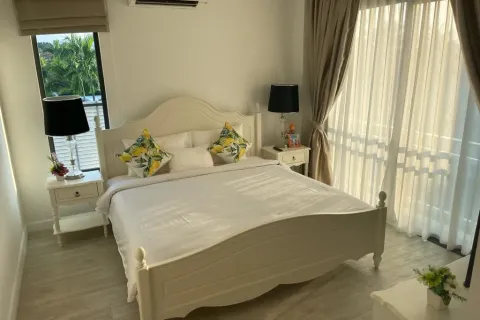 House in Phuket, Thailand 3 bedrooms № 169327 - photo 7