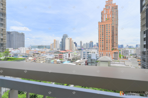 Condo in Bangkok, Thailand, 2 bedrooms  № 201933 - photo 7