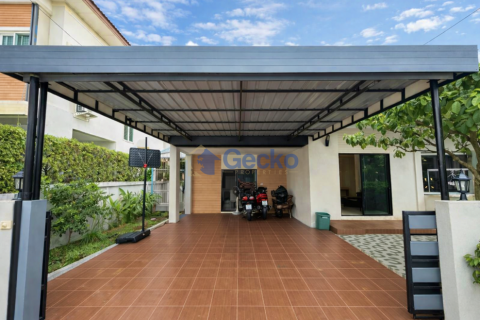 House in Pattaya, Thailand 3 bedrooms № 195865 - photo 3