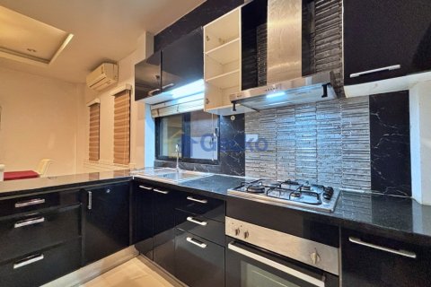 House in Pattaya, Thailand 3 bedrooms № 195865 - photo 8