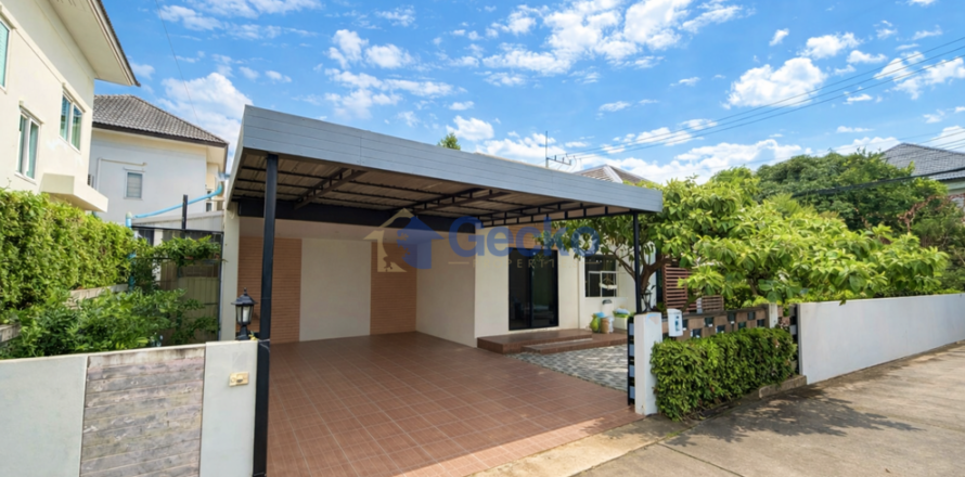 House in Pattaya, Thailand 3 bedrooms № 195865