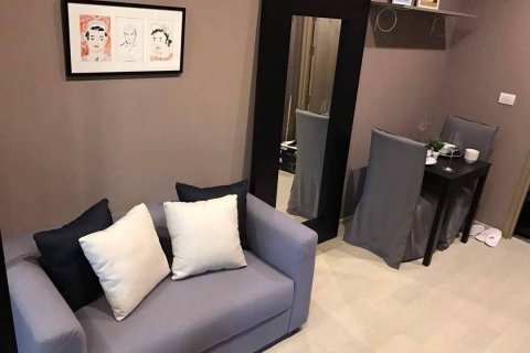 Studio dans le Condo à Pathum Wan, Bangkok, Thaïlande  № 138028 - photo 4