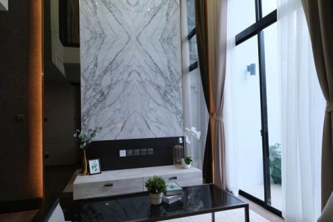 Condo in Pathum Wan, Bangkok, Thailand, 2 bedrooms  № 157096 - photo 2