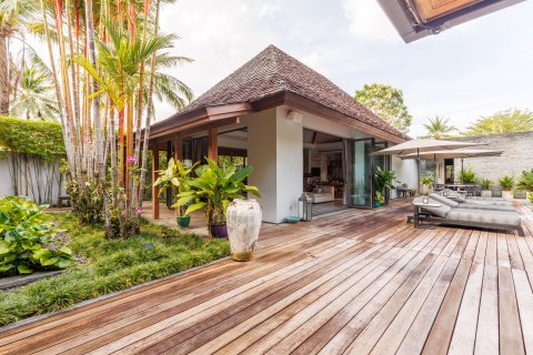 Villa in Phuket, Thailand 4 bedrooms № 157101 - photo 26