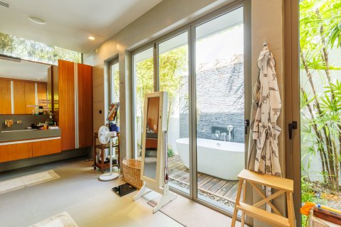 Villa in Phuket, Thailand 4 bedrooms № 157101 - photo 4