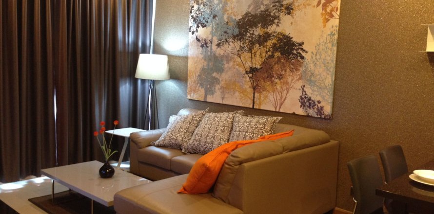 Condo in Huai Khwang, Bangkok, Thailand, 2 bedrooms № 157099