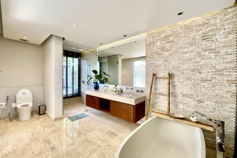 Villa in Phuket, Thailand 6 bedrooms № 163530 - photo 14