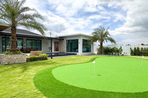 Villa in Hua Hin, Thailand 3 bedrooms № 163525