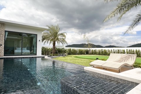 Villa in Hua Hin, Thailand 3 bedrooms № 163525 - photo 7