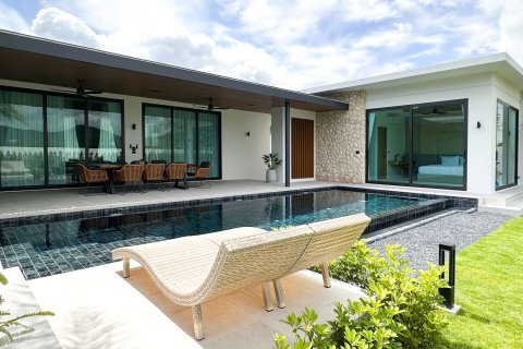 Villa in Hua Hin, Thailand 3 bedrooms № 163525 - photo 3
