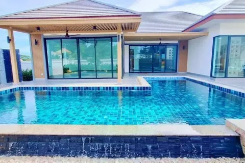 Villa in Hua Hin, Thailand 3 bedrooms № 163527 - photo 2