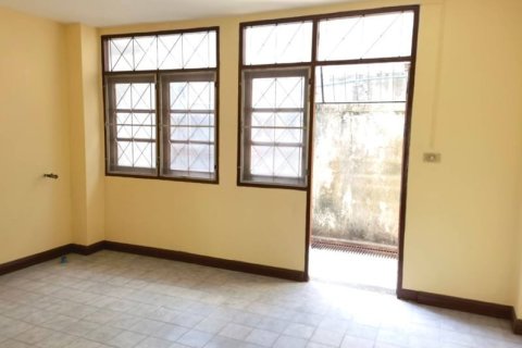 Townhouse in Chiang Mai, Thailand 4 bedrooms № 164283 - photo 2