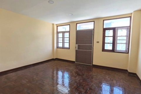 Townhouse in Chiang Mai, Thailand 4 bedrooms № 164283 - photo 13