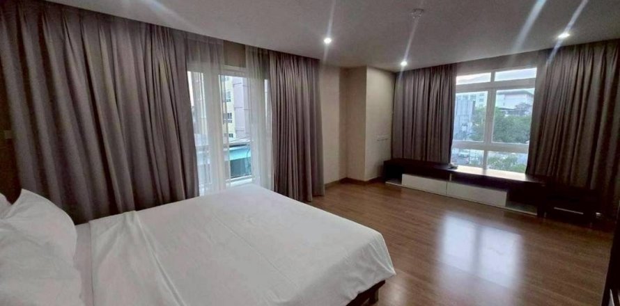 Condo à Chiang Mai, Thaïlande, 2 chambres  № 164282