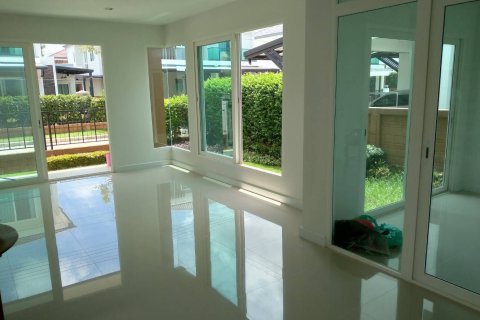 House in Samut Sakhon, Thailand 3 bedrooms № 164281 - photo 5