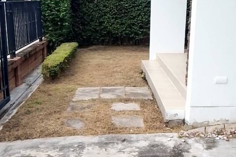 House in Samut Sakhon, Thailand 3 bedrooms № 164281 - photo 7