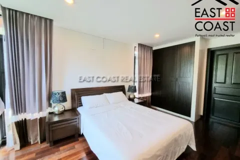 Casa de 4 dormitorios en Pattaya, Tailandia № 212609 - foto 17