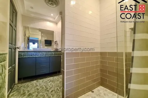 Condominio de 2 dormitorios en Jomtien Beach, Pattaya, Tailandia № 212607 - foto 14