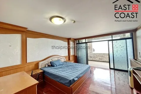 Condominio de 3 dormitorios en Jomtien Beach, Pattaya, Tailandia № 212606 - foto 8