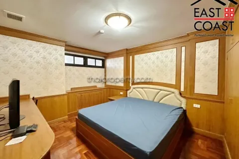 Condominio de 3 dormitorios en Jomtien Beach, Pattaya, Tailandia № 212606 - foto 12