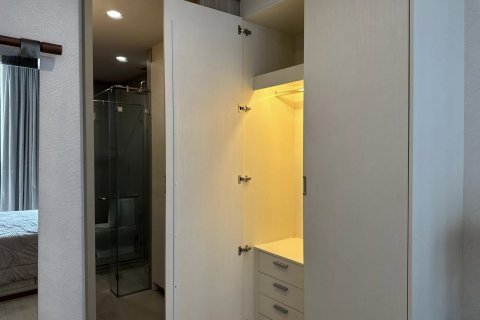 Кондоминиум с 1 спальней в Бангкоке, Таиланд № 143072 - фото 11