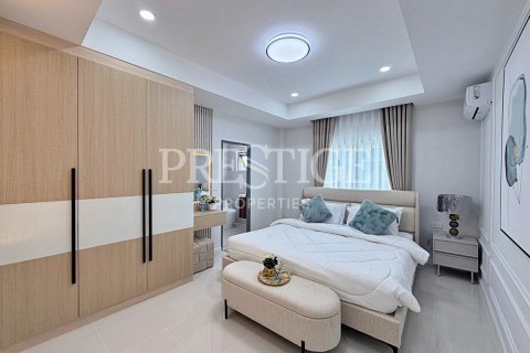 Haus in Pattaya, Thailand 3 Schlafzimmer № 220689 - Foto 13