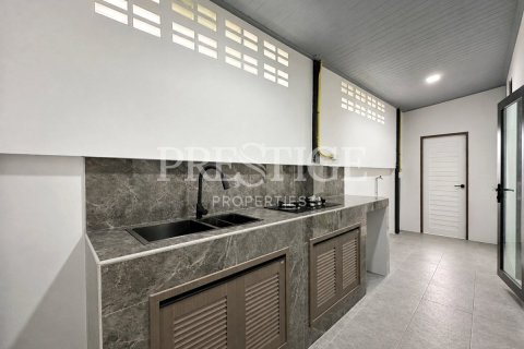 Haus in Pattaya, Thailand 3 Schlafzimmer № 220687 - Foto 8