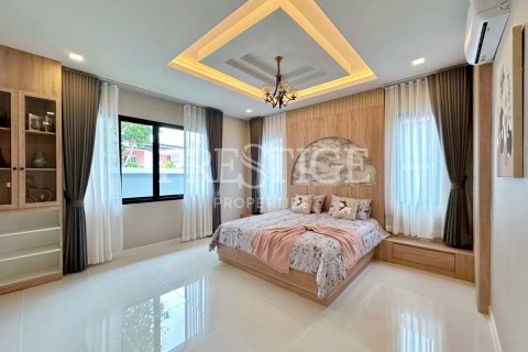 Haus in Pattaya, Thailand 3 Schlafzimmer № 220686 - Foto 15