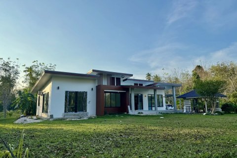 Maison à Trang, Thaïlande 3 chambres № 164374