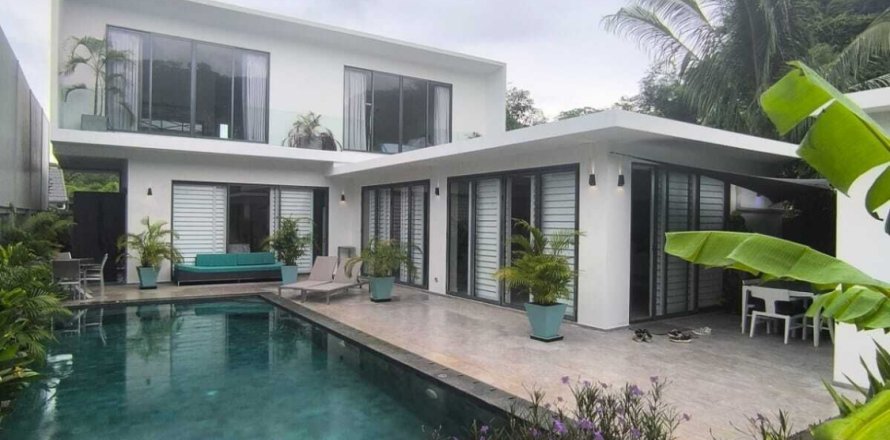 Villa à Phuket, Thaïlande 3 chambres № 136507