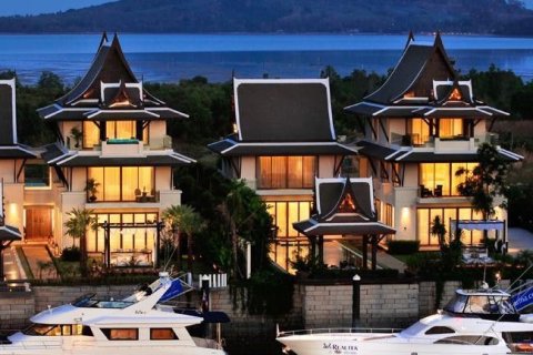 Condo in Phuket, Thailand, 2 bedrooms  № 148456 - photo 17