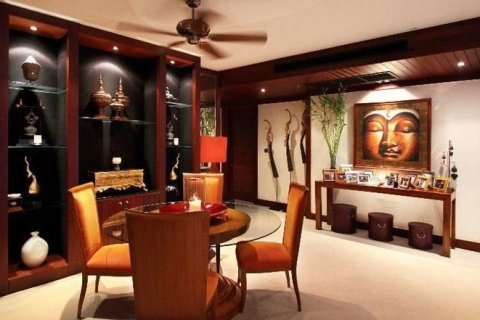 Condo in Phuket, Thailand, 2 bedrooms  № 148456 - photo 18