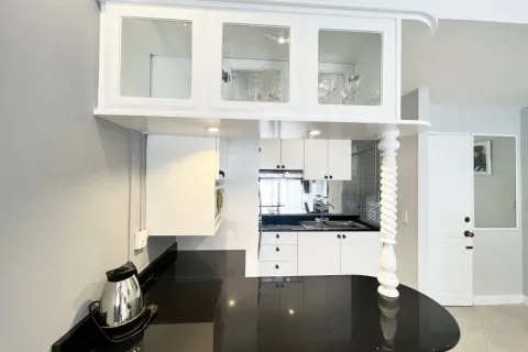 Квартира в Паттайе, Таиланд с 2 комнатами № 155490 - фото 7