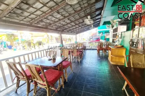 Local comercial en Pattaya, Tailandia № 213505 - foto 13