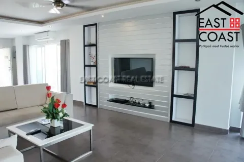 Condominio de 2 dormitorios en Pattaya, Tailandia № 213506 - foto 3