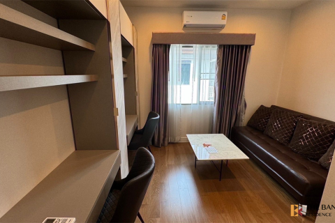 House in Bangkok, Thailand 4 bedrooms № 190413