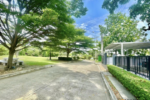 House in Bangkok, Thailand 3 bedrooms № 190412 - photo 12