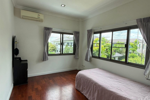 House in Bangkok, Thailand 3 bedrooms № 190412 - photo 7