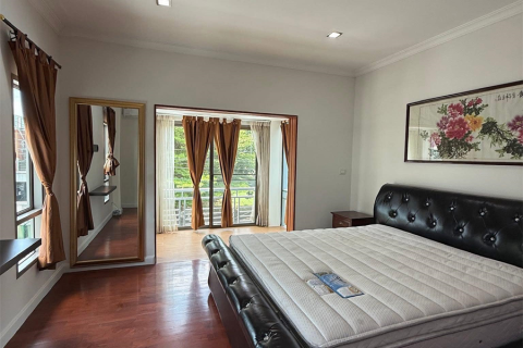 House in Bangkok, Thailand 3 bedrooms № 190412 - photo 13