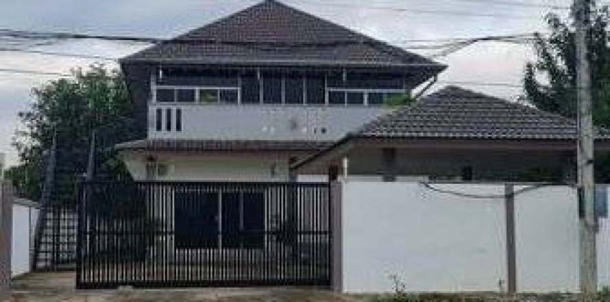 Centre commercial à Kanchanaburi, Thaïlande № 141046