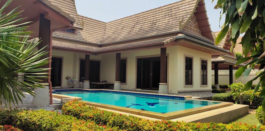 Вилла в Хуа Хине, Таиланд с 3 спальнями  № 141047